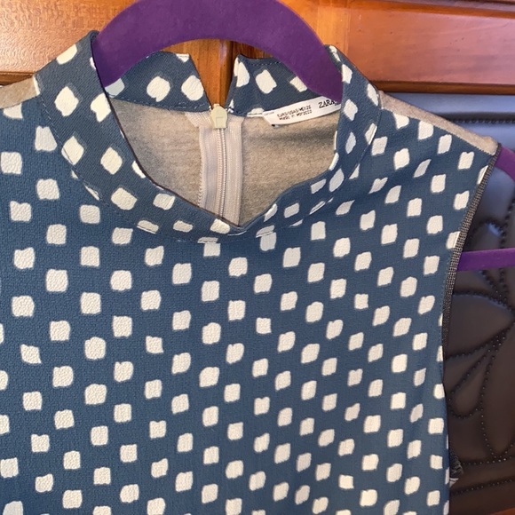 2/$10- Zara- Sleeveless Color Block Top Velvet - Picture 3 of 10